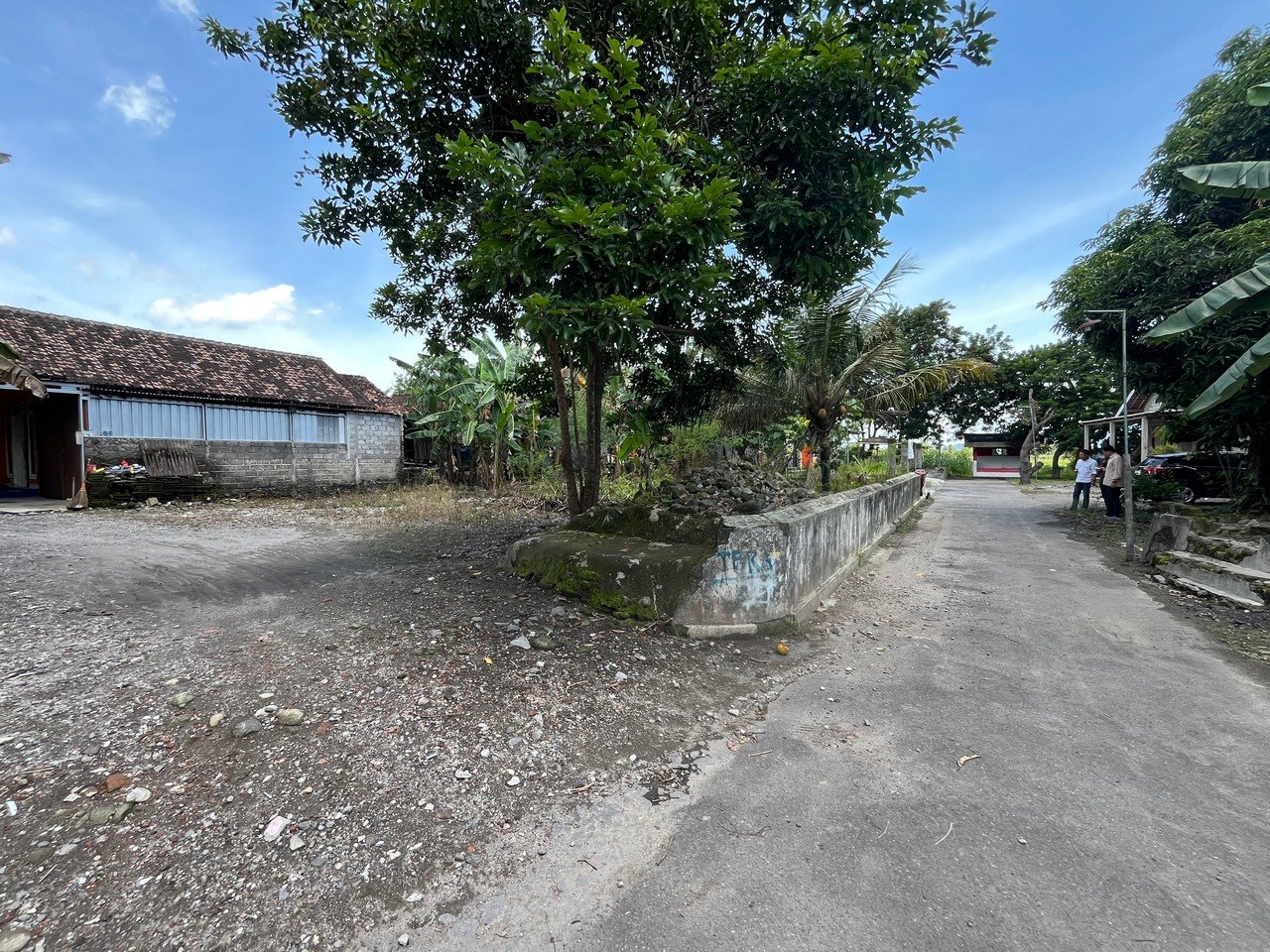Tanah Dijual Dekat Candi Prambanan  Jl. Raya Jogja-Solo Untuk Rumah - Image 4