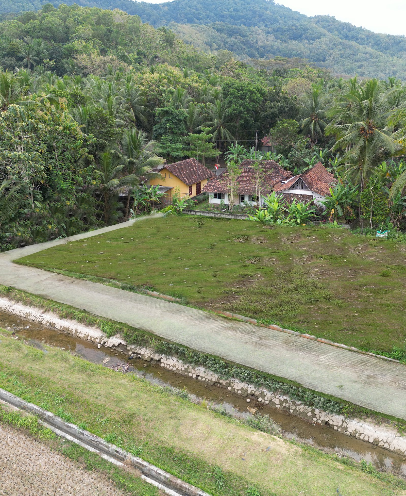 10 menit Bandara NYIA; Kawasan Asri; SHM - Image 3