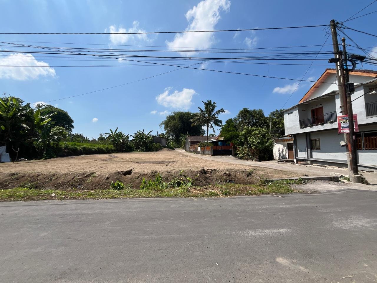 Rumah 2 lantai denag privat pool dekat UGM - Image 3