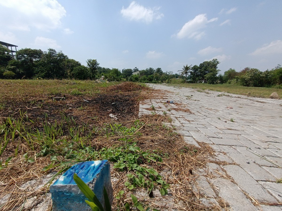 Dekat RS UGM & UTY! Tanah SHM 150 m² Dalam Ringroad Trihanggo - Image 2