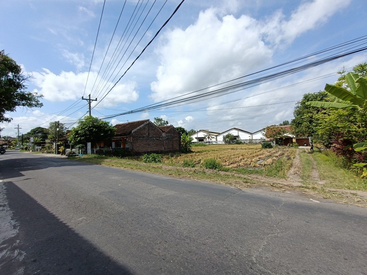 Rumah 2 Lantai Minimalis – Dekat AMPLAZ Mall - Image 5