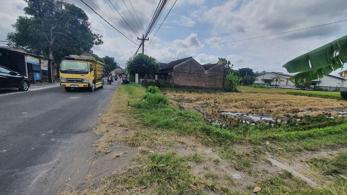 Dekat SMK Nasional Berbah Dijual Rumah 2 Lantai - Image 5