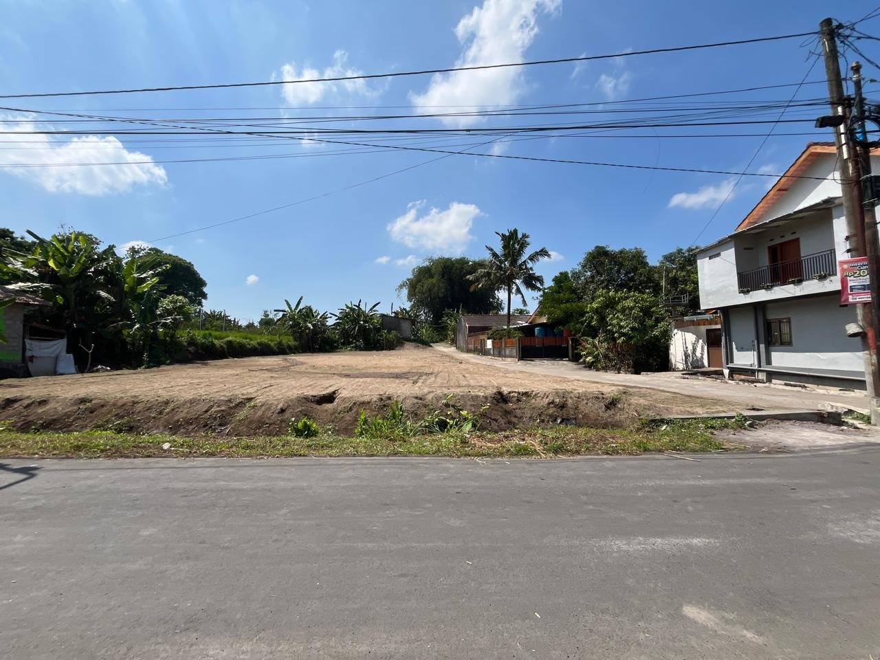 Jl Kaliurang km 9 Rumah 2 lantai cocok hunian pun investasi - Image 3