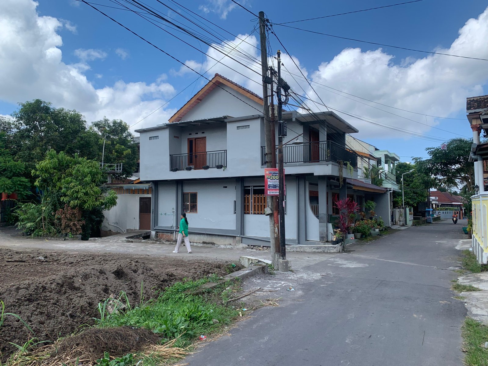 Dekat Pasar Gentan Kavling Premium Lokasi Asri - Image 2