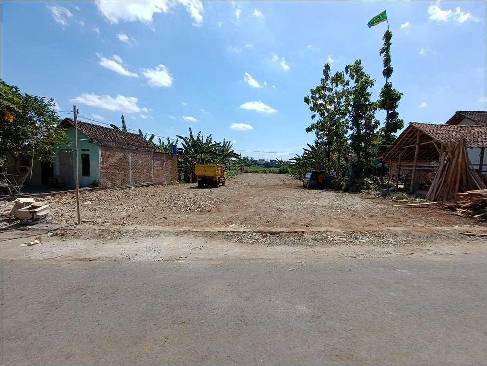 Jl Imogiri Timur km 10, 5 menit ke Stadion Sultan Agung, Tepi Jalan - Image 2